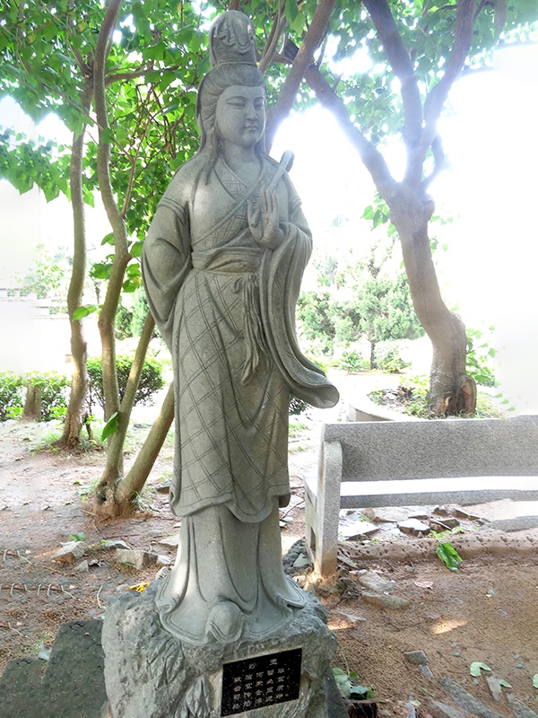 红楼梦金陵十二钗石雕像-妙玉(图1)