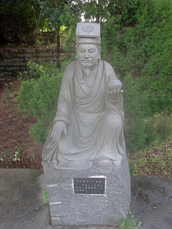 朱武人物雕塑(图1)